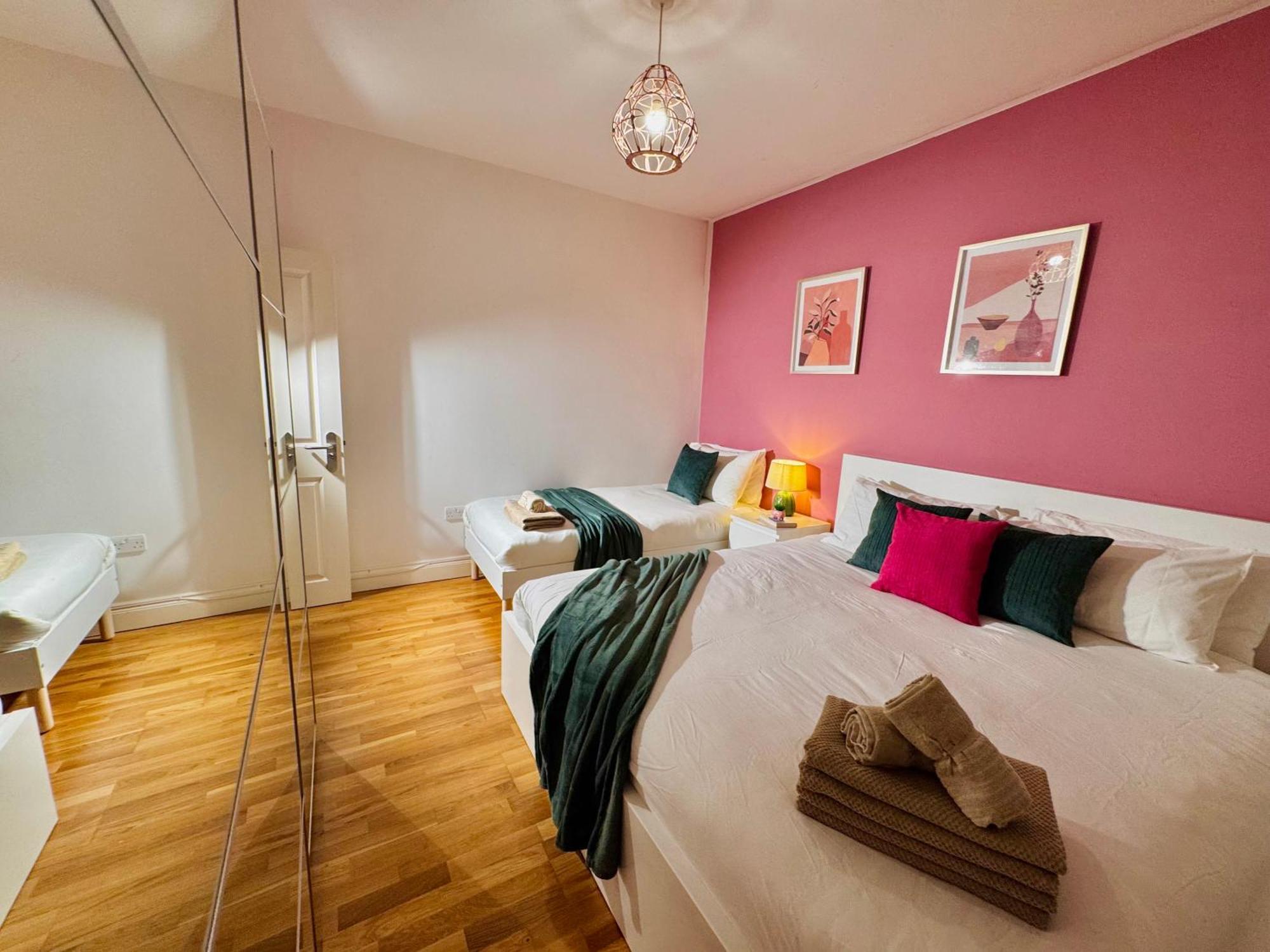 Modern 1-Bed Apt 30Min To Central London & Parking Esterno foto