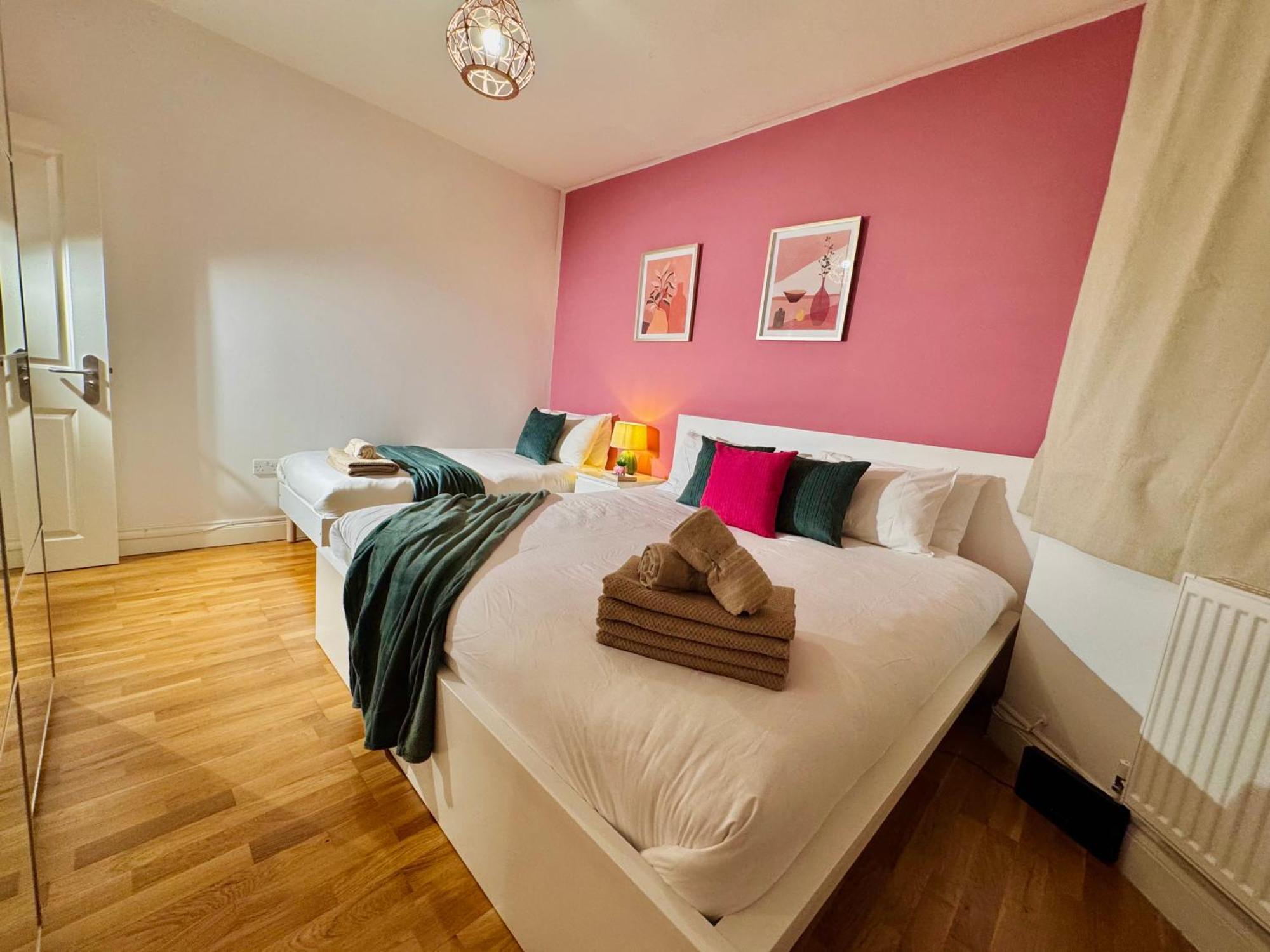 Modern 1-Bed Apt 30Min To Central London & Parking Esterno foto