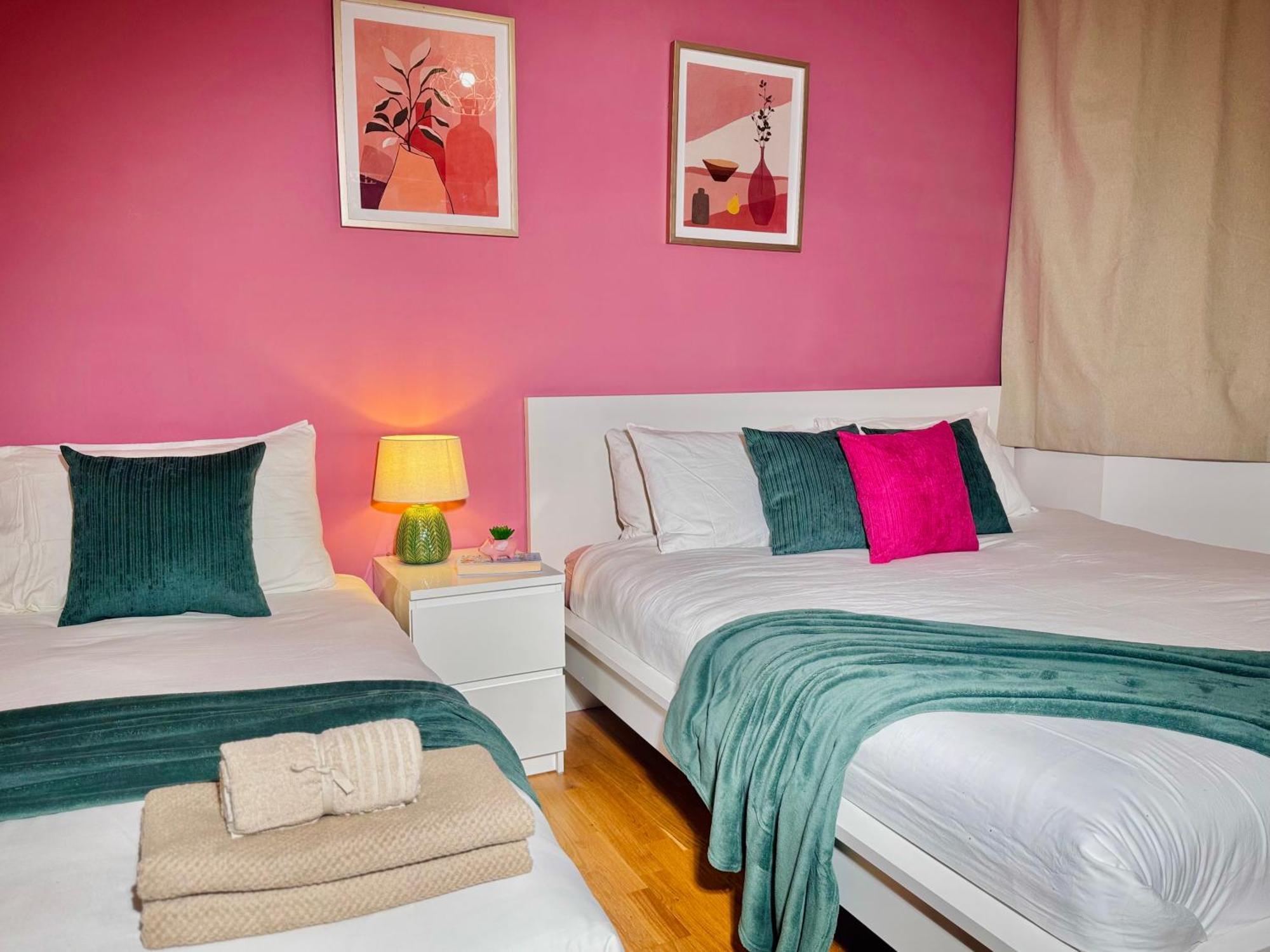 Modern 1-Bed Apt 30Min To Central London & Parking Esterno foto