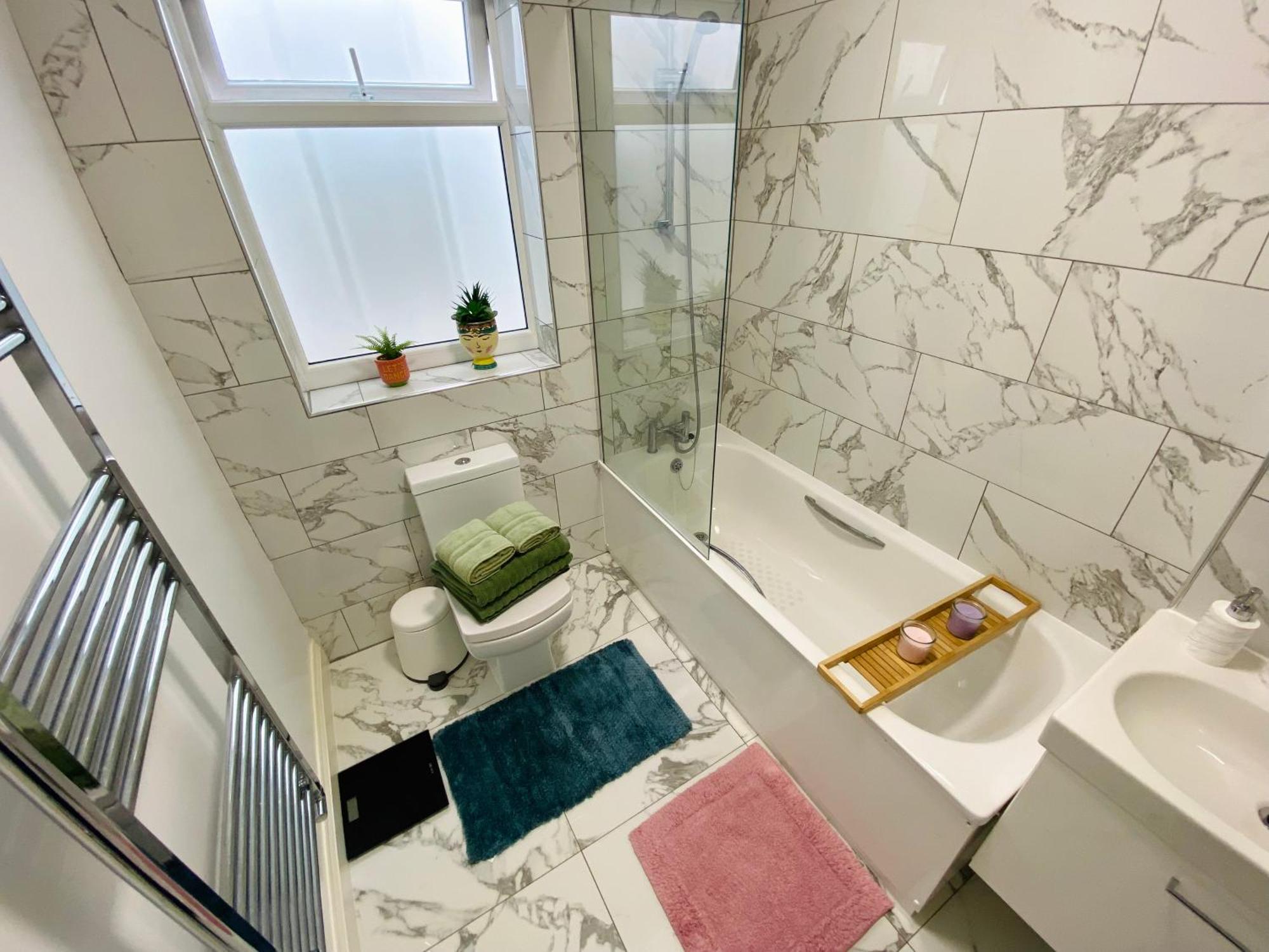 Modern 1-Bed Apt 30Min To Central London & Parking Esterno foto