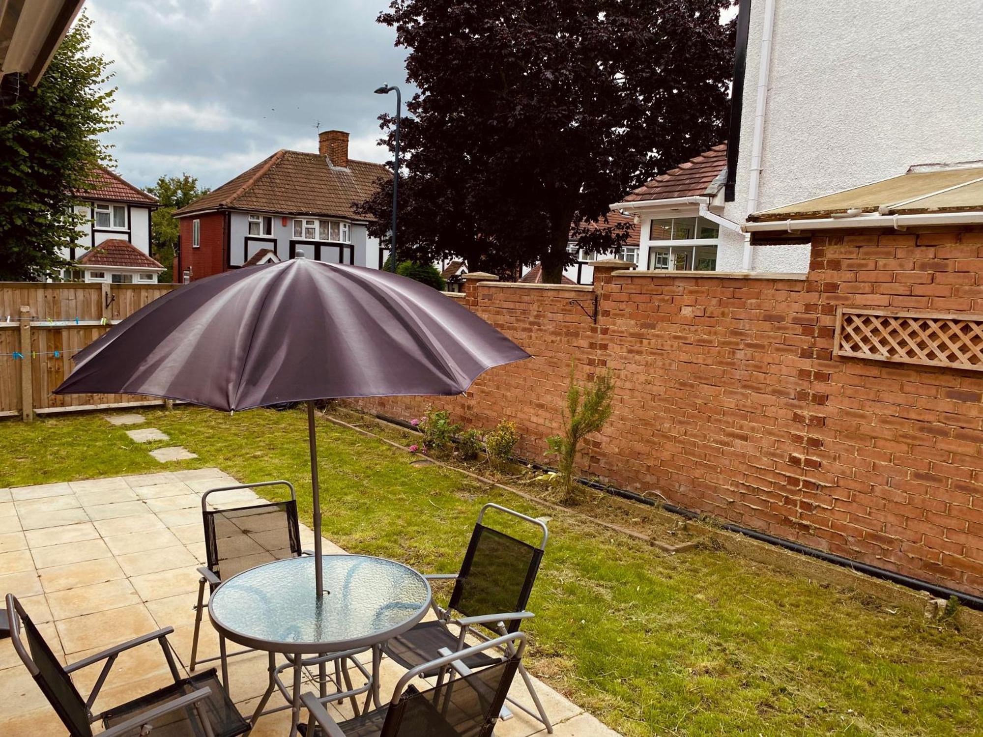 Modern 1-Bed Apt 30Min To Central London & Parking Esterno foto